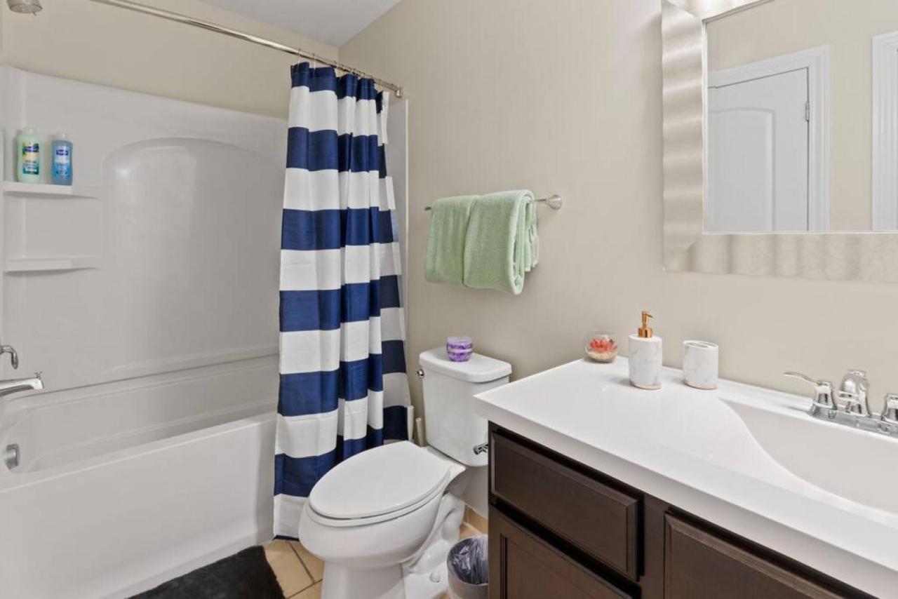 Stylish And Comfortable 1-Br In The Heart Of Detroit Exterior photo